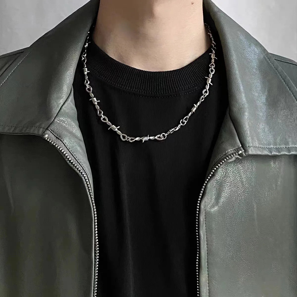 Modern Thorn Chain (stainless Steel)